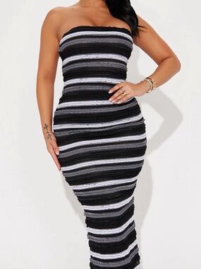 NWT Fashion Nova Dawn Crochet Maxi Dress Black Gray Strapless Size M
